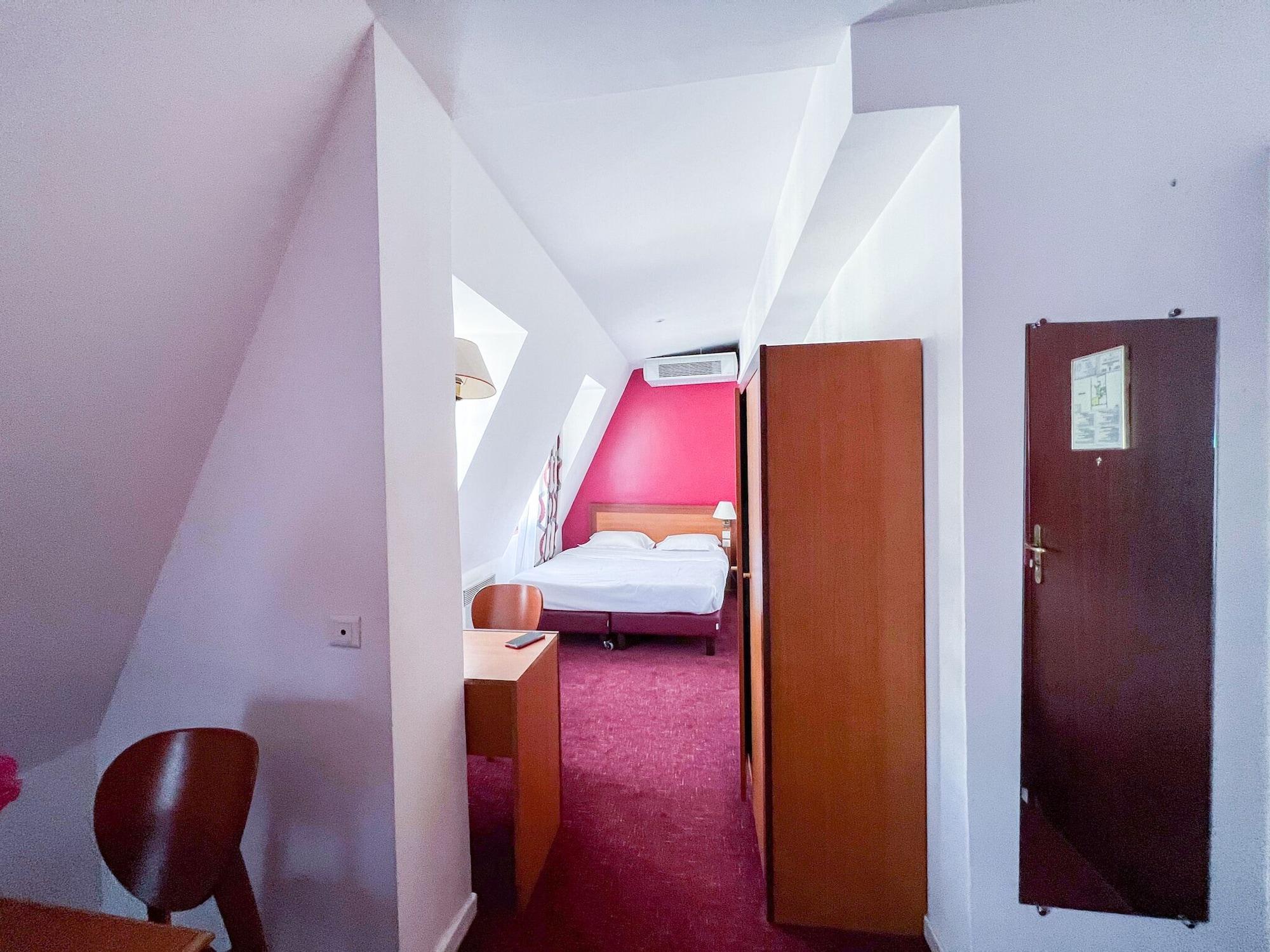 La Dependance Hotel Párizs Kültér fotó