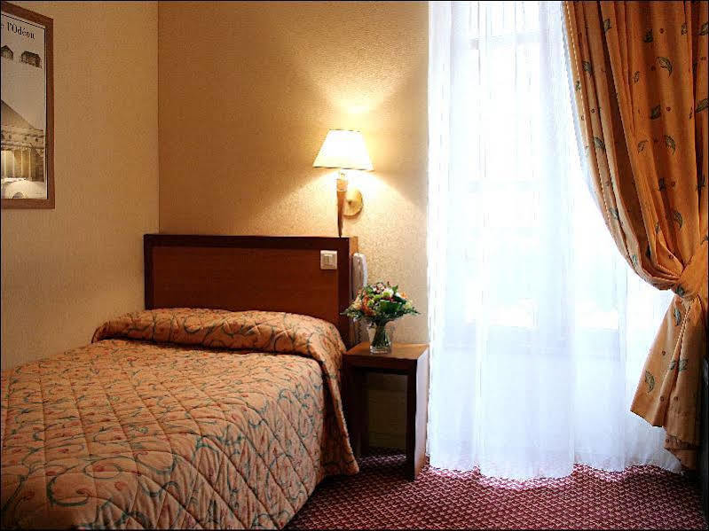 La Dependance Hotel Párizs Kültér fotó